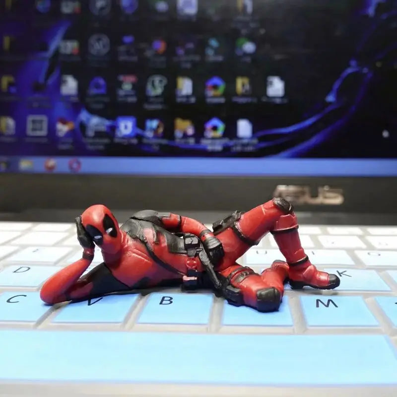 6 Desk Decoration Deadpool Model Toys